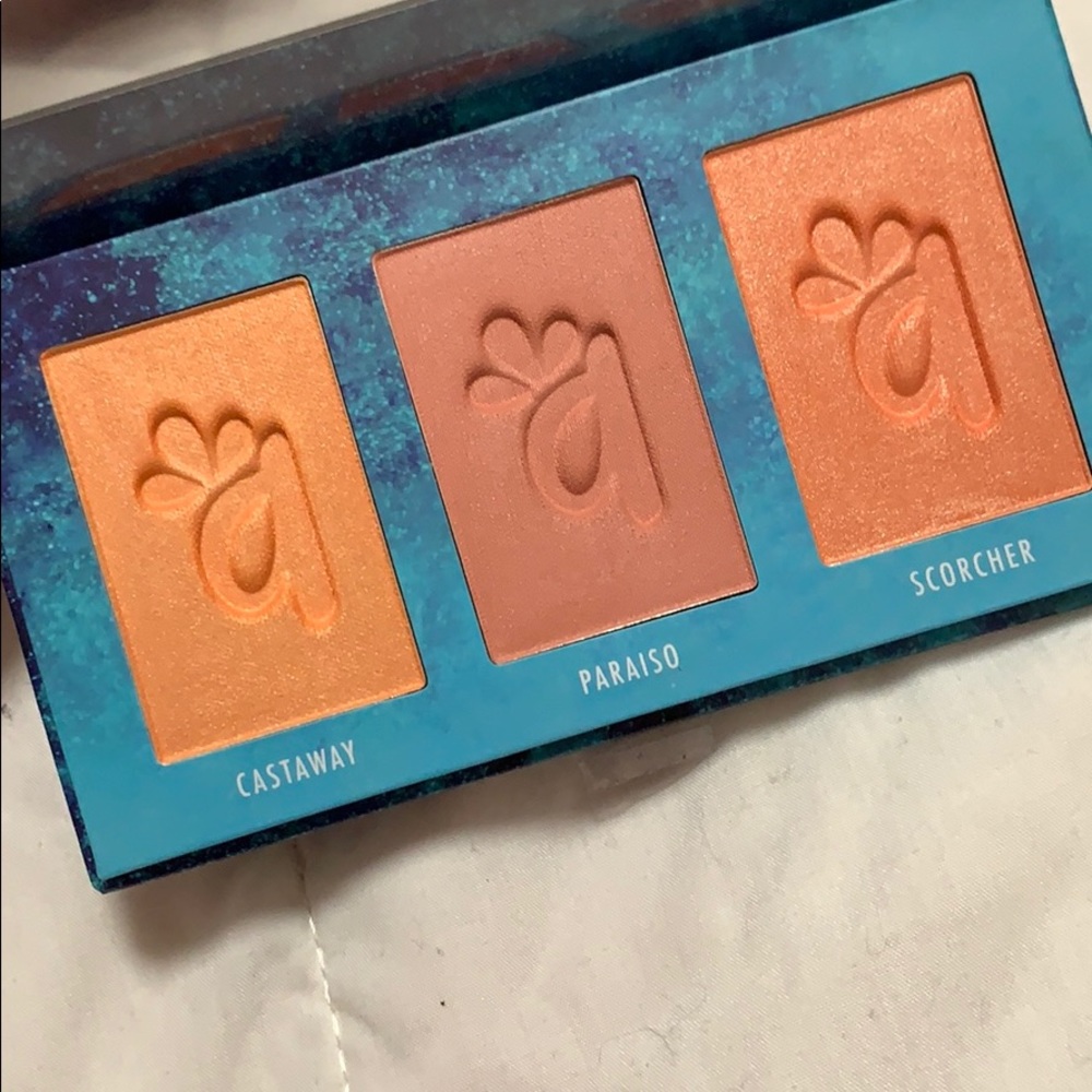 Blush trio